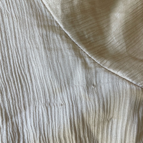 Vince Rib-Flutter Silk Top - Picture 6 of 8